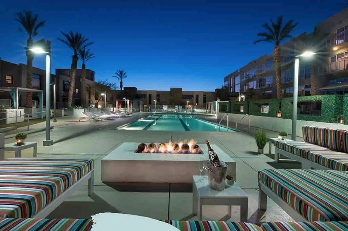 Balcony Luxury High Rise Downtown Fremont Casinos Villa Las Vegas Holiday home