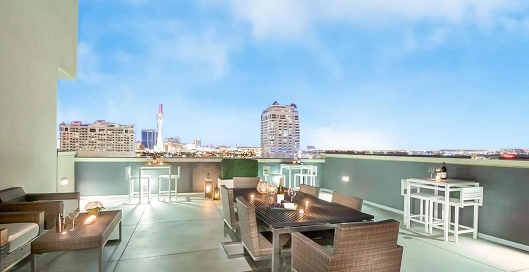 Holiday home Balcony Luxury High Rise Downtown Fremont Casinos Villa Las Vegas