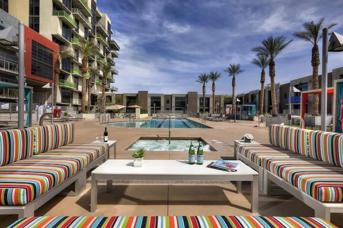 Balcony Luxury High Rise Downtown Fremont Casinos Villa Las Vegas